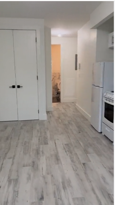 2309 Beaumont Ave - Image 1