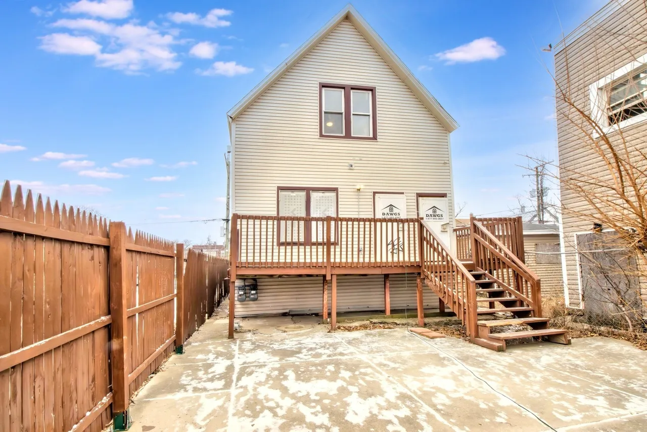 5005 West Chicago Ave - Image 1
