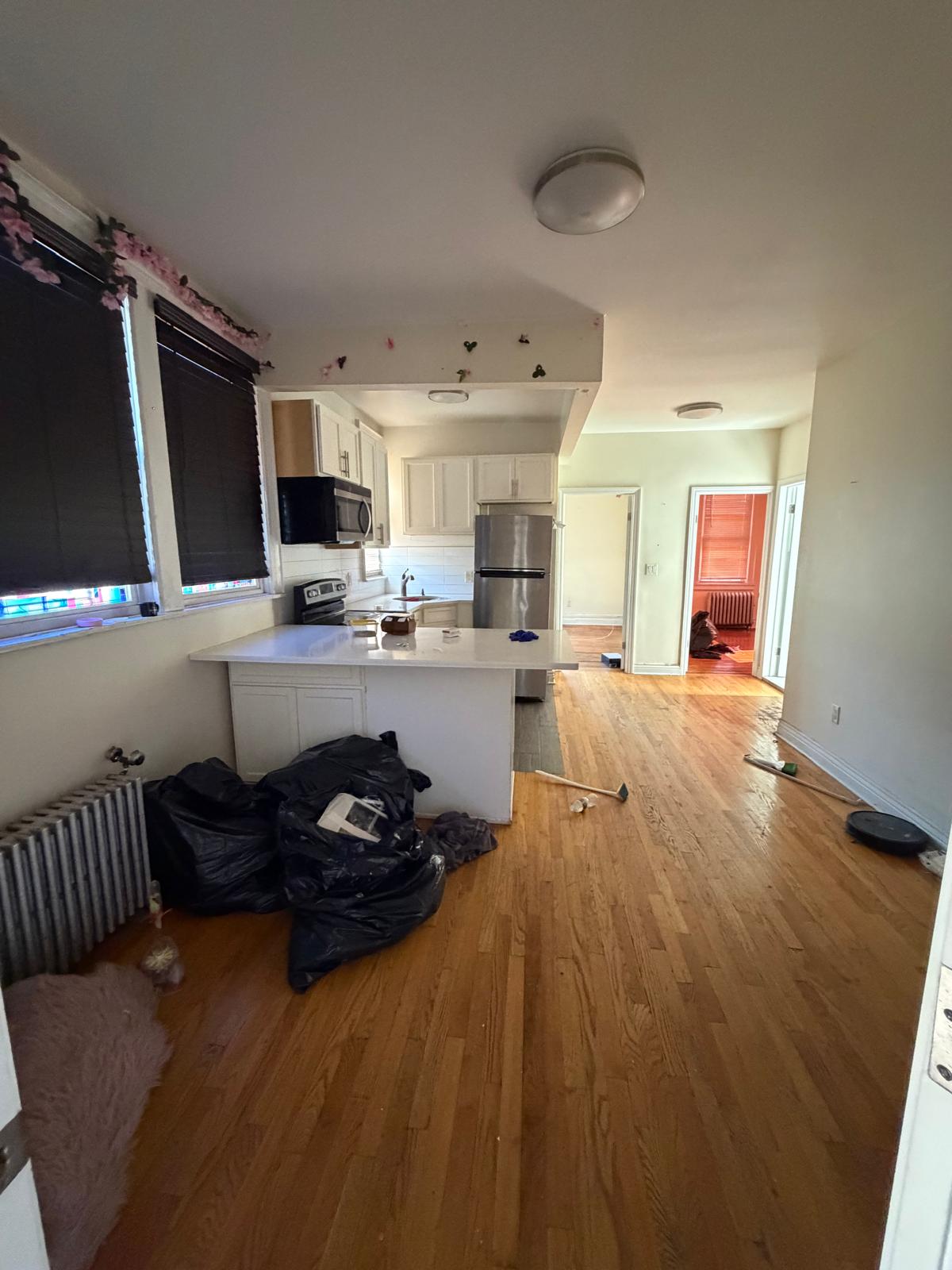 4154 Bronxwood ave - Image 1