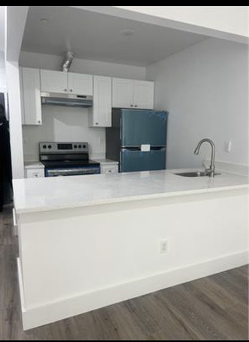 903 Eagle Ave - Image 1