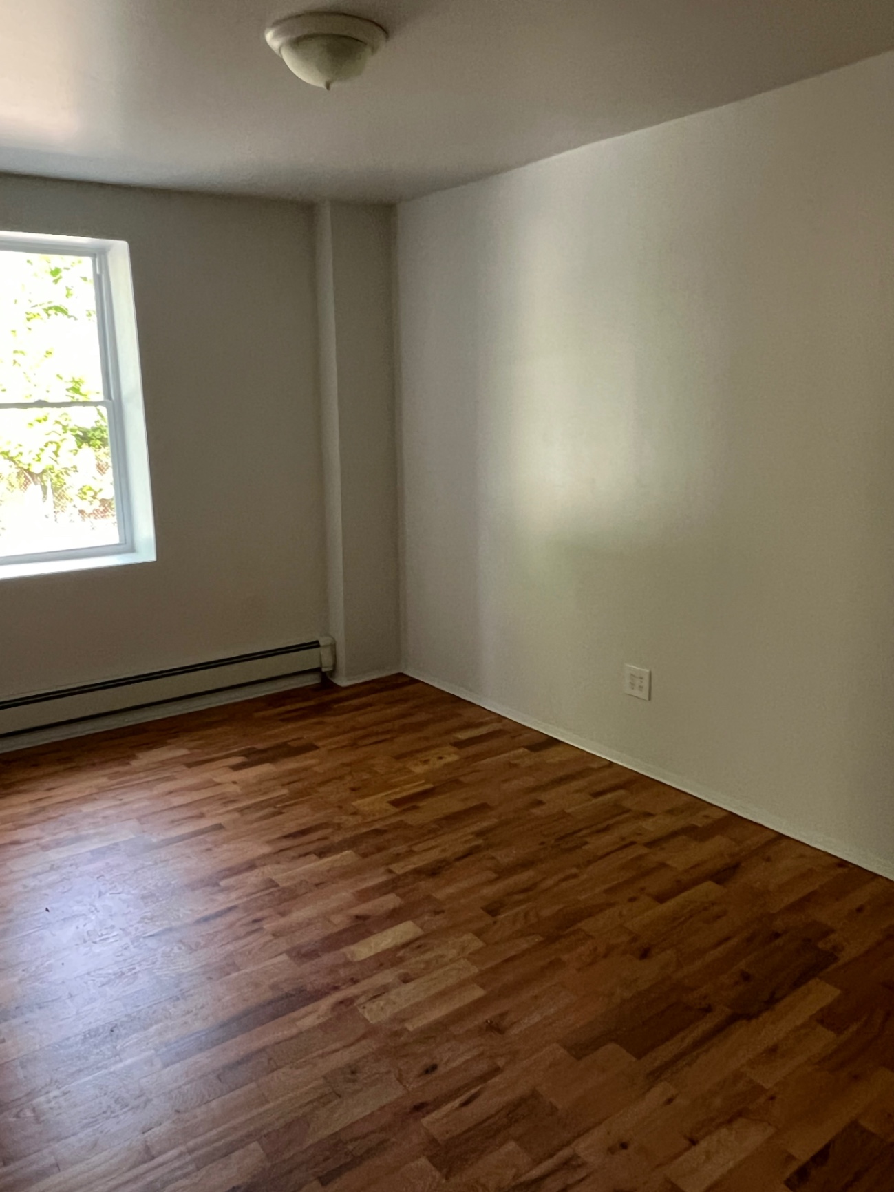 174 Grandview Avenue - Image 1