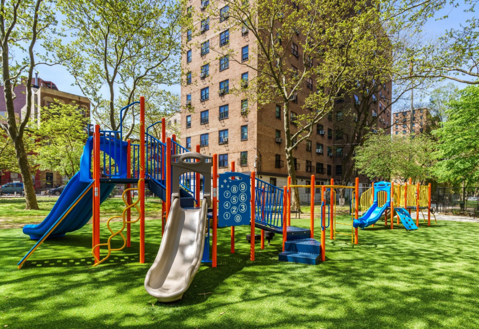 255 Havemeyer Street - Image 1