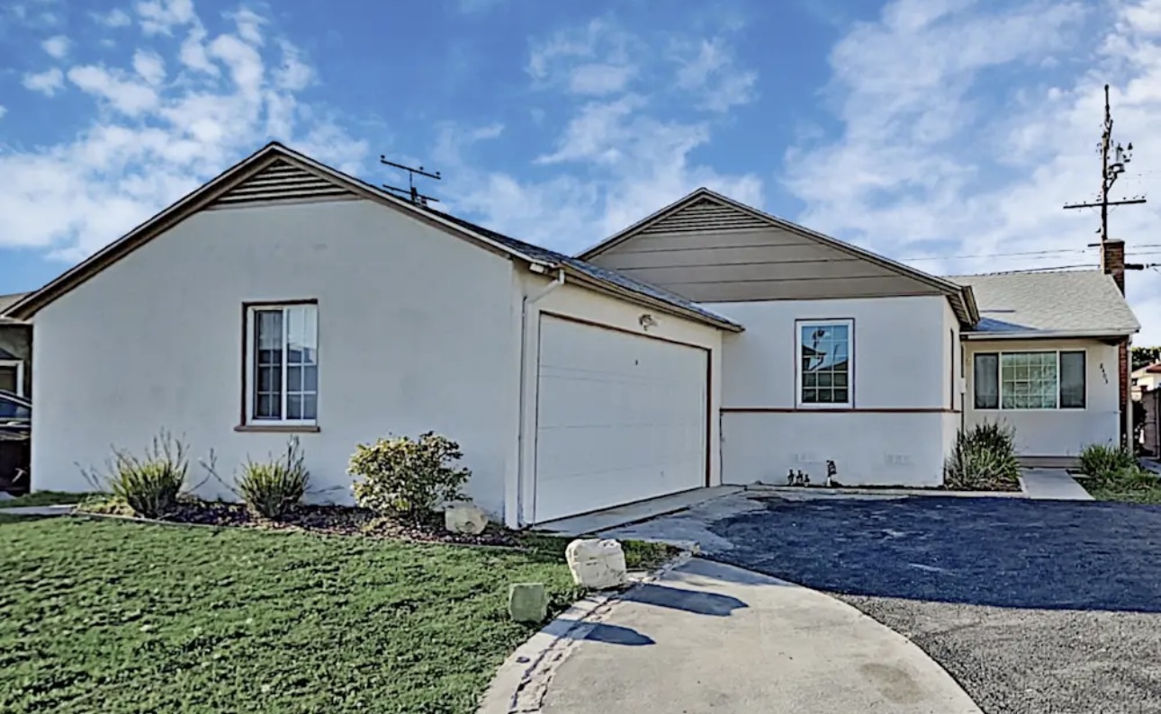 2403 W 129th St - Image 1