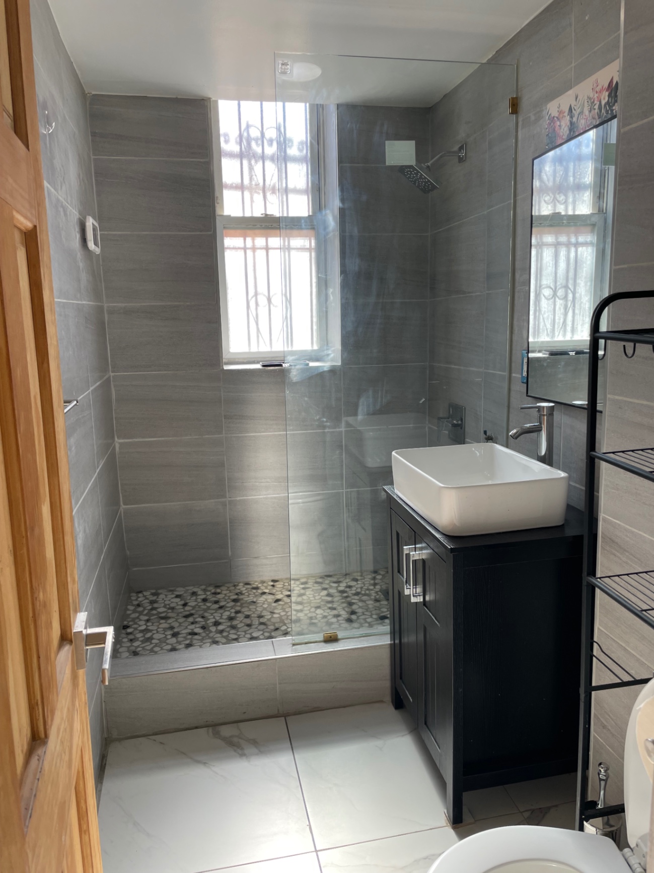 4633 Park ave - Image 1