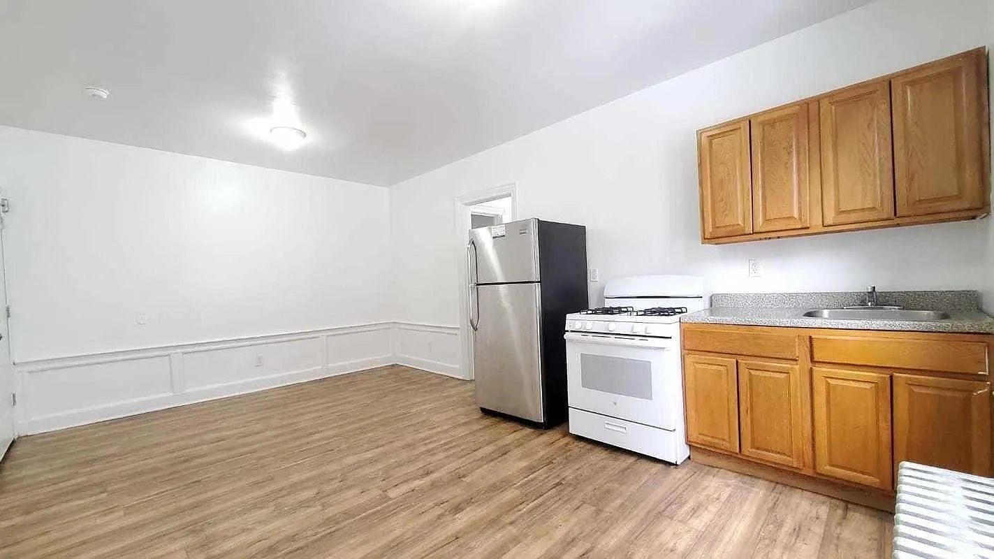 585 E 167th St Bronx, NY - Image 1