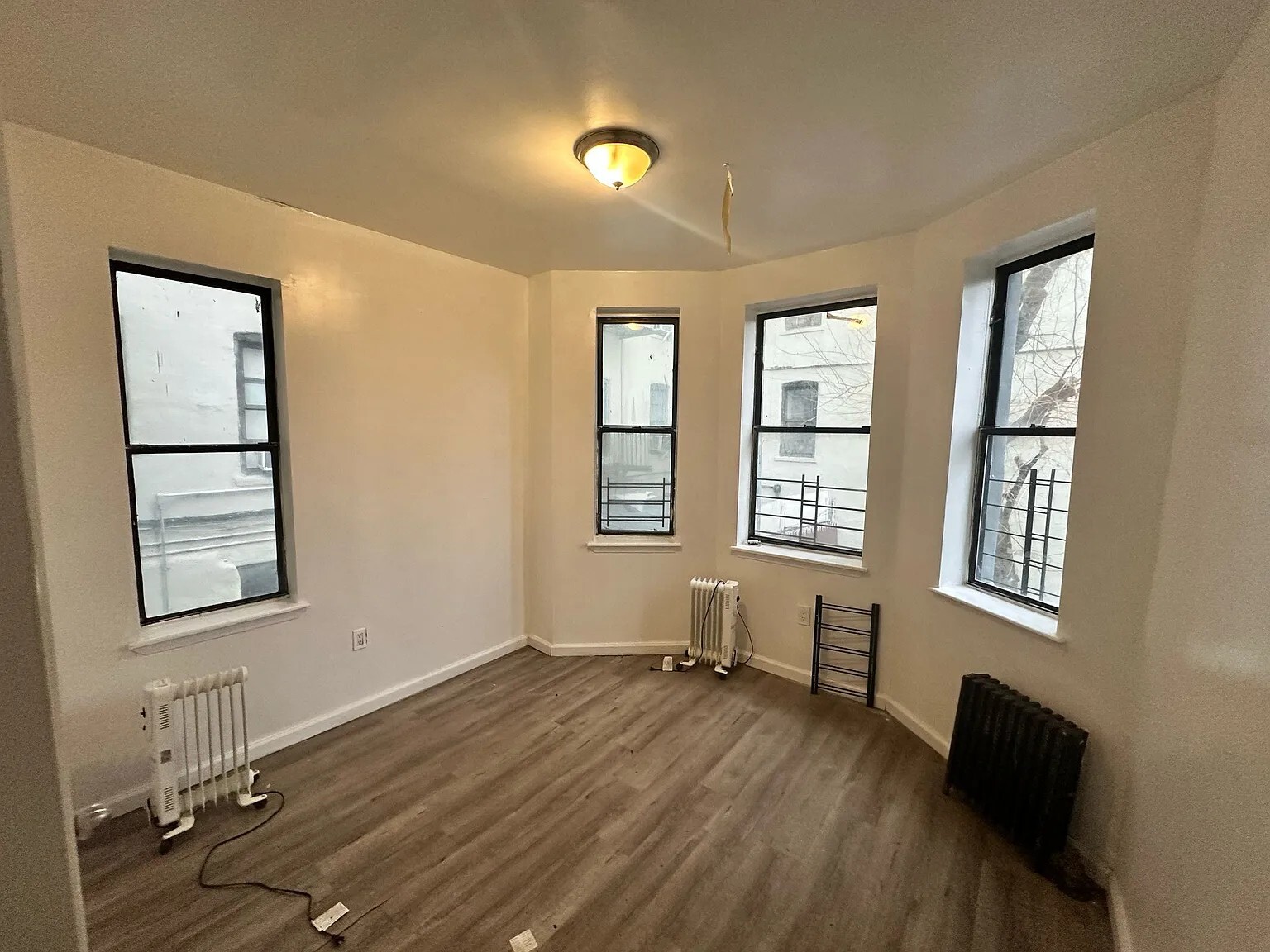 861 Freeman St, Bronx - Image 1
