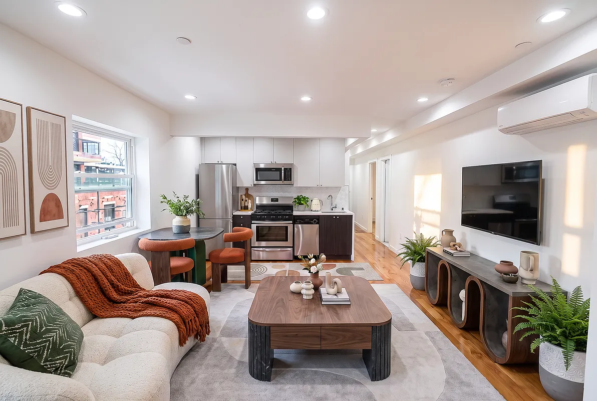 180-28 Wexford Terrace - Image 1