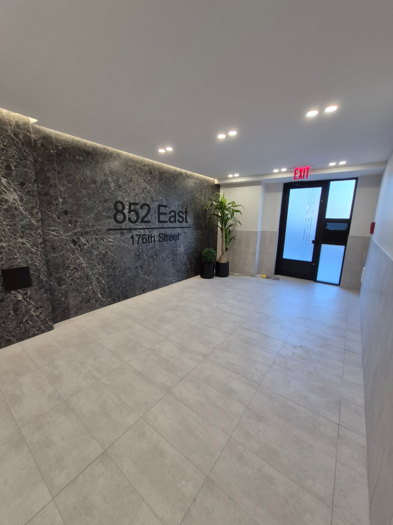 Studio apartment in Bronx