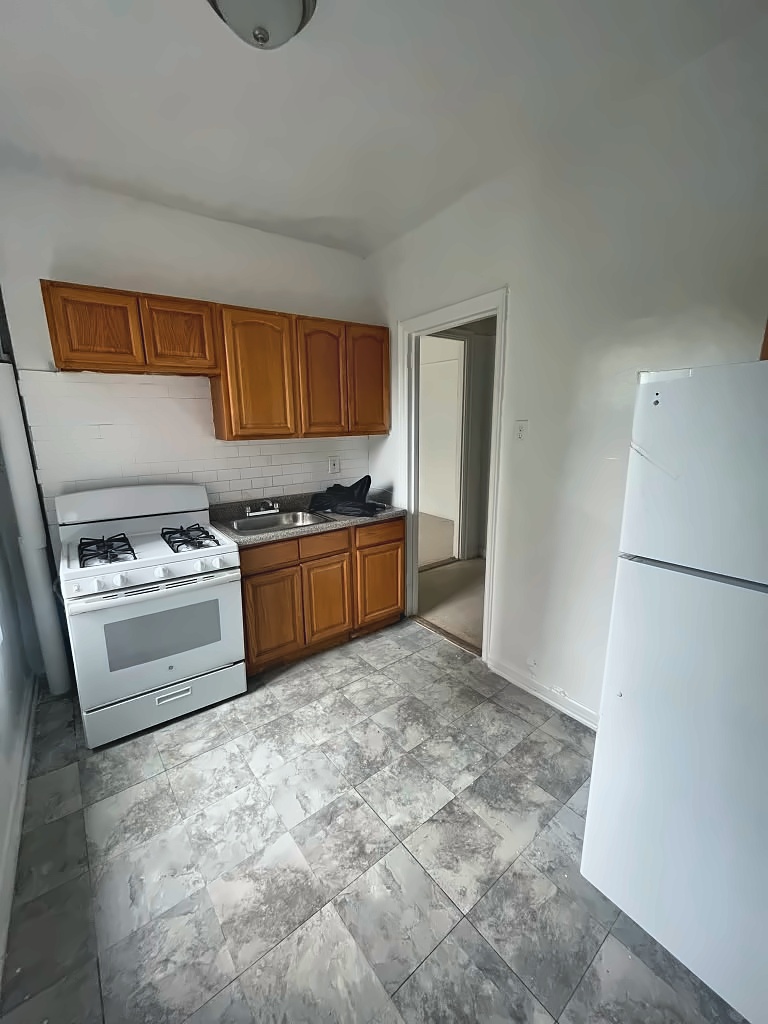 625 Allerton Avenue - Image 1