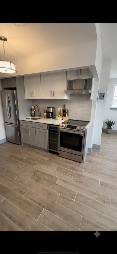 1686 Davidson Avenue - Image 1